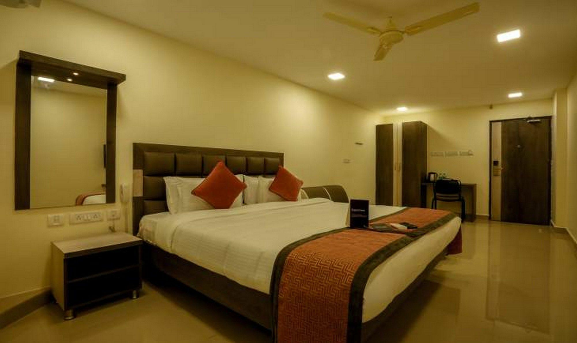 Venture Park, Omr, Thoraipakkam, Chennai Hotel Kültér fotó